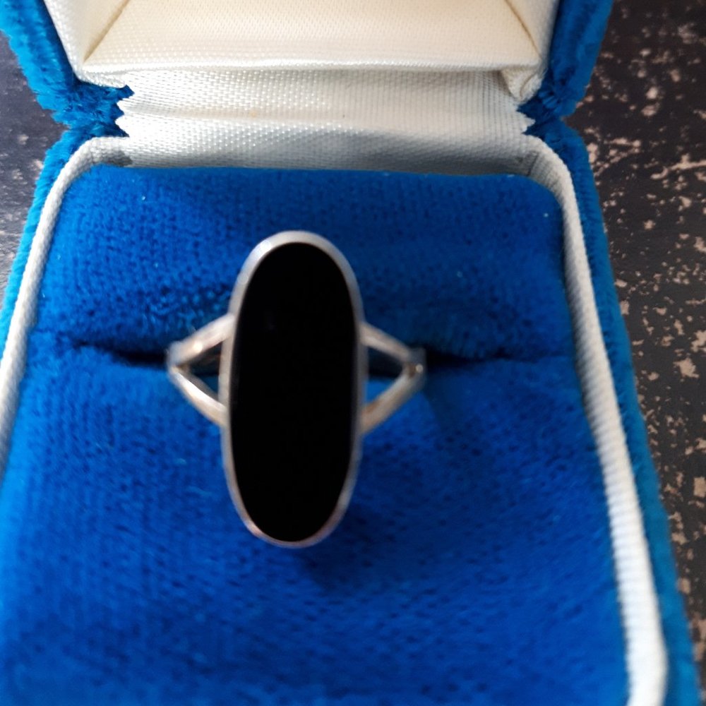 Ring Sterling Silver set with Black Onyx - Antique - Sz. 4